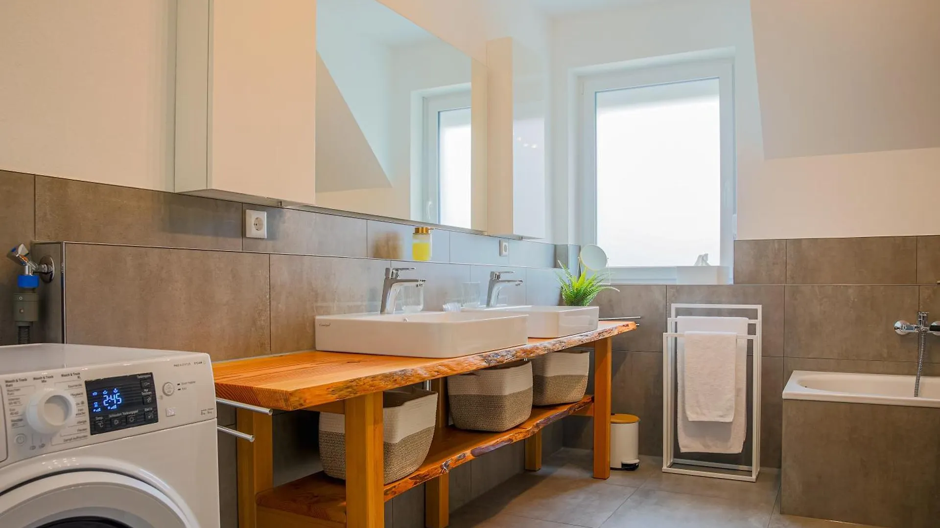 Feel Good Homes, Modern Design, Ruhig, Zentral, Grosse Terrasse Altenstadt  0*, Altenstadt (Swabia)