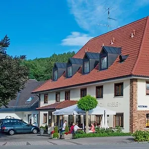 Zum Roessle Hotel